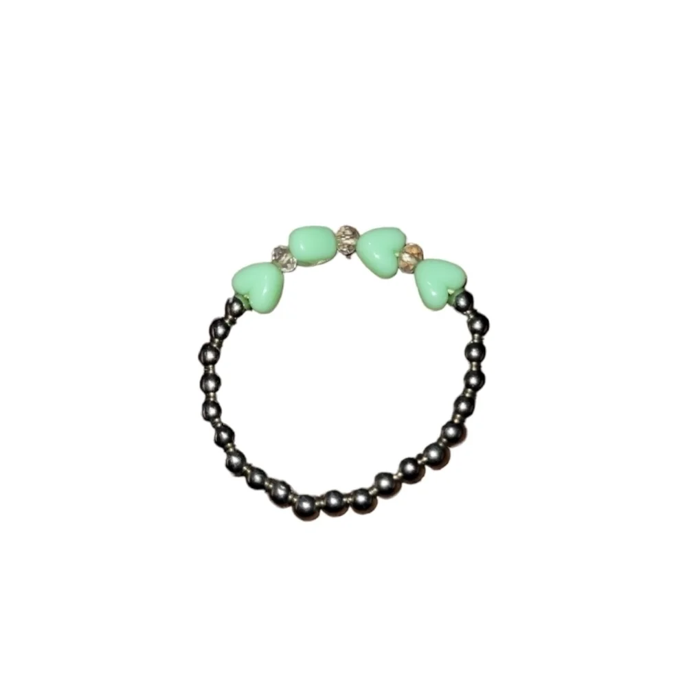Pale Green Heart Bracelet‎